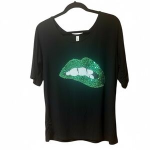 MagicMk Sequin Lips Print Off The Shoulder Top